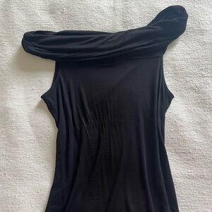 Le Chateau Off the Shoulder Black Top 🖤